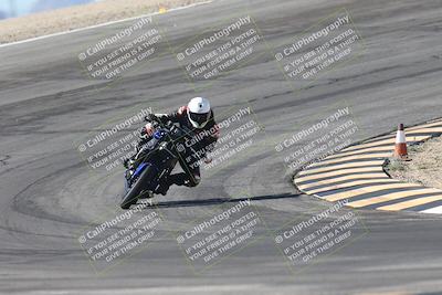 media/Oct-30-2025-Racers Edge (Thu) [[dabbdaf680]]/3-B Group/Session 2 (Bowl Exit)/